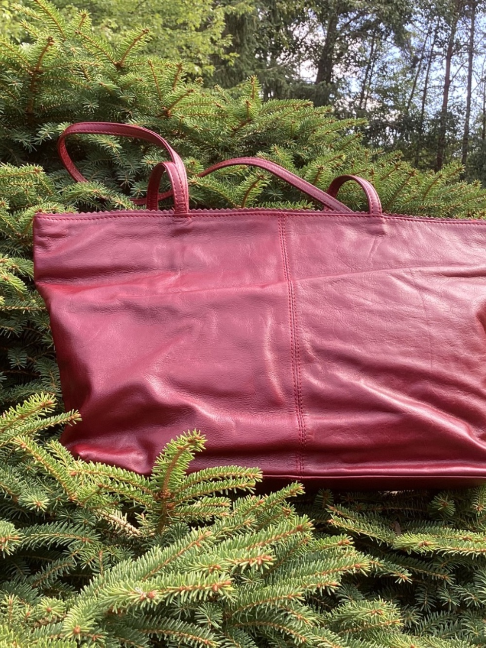 Extra Beautiful Latico USA Fine Leather Red Scalloped Top Tote Style Handbag🦋 - Picture 6 of 13